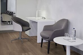 YOTEL Istanbul Airport LANDSIDE, City Entrance