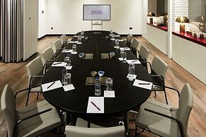 YOTEL Istanbul Airport LANDSIDE, City Entrance