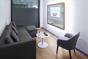 YOTEL Istanbul Airport LANDSIDE, City Entrance