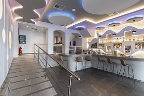 N E P center Hotel Rodos