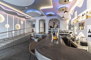 N E P center Hotel Rodos