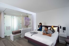 YOTELAIR Istanbul Airport AIRSIDE