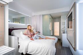 YOTELAIR Istanbul Airport AIRSIDE