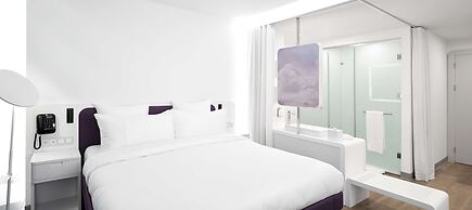 YOTELAIR Istanbul Airport AIRSIDE