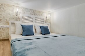 Sokroma Molbert Aparts