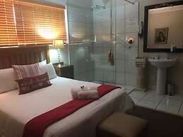 Tuscana Villa Guesthouse