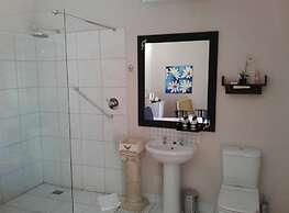 Tuscana Villa Guesthouse