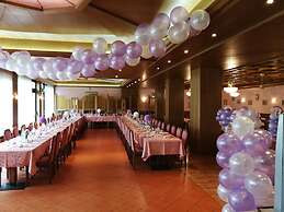 Hotel Dolomiti Levico