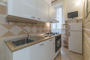 Vittorio Emmanuele & Colosseo Studio