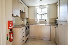 Luxurious Georgian Central Apartment -Parking - 1