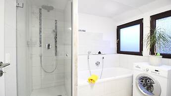 NICE ONE Frauenaurach