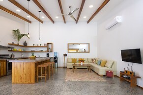 Tropical Boutique Sunset