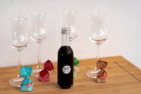 1812 Caves 'n Mansion