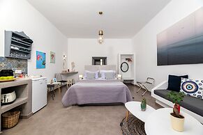 1812 Caves 'n Mansion