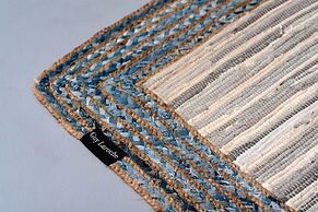 1812 Caves 'n Mansion