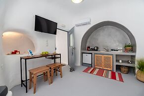 1812 Caves 'n Mansion