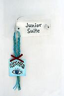 1812 Caves 'n Mansion