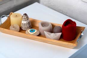 1812 Caves 'n Mansion