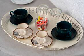 1812 Caves 'n Mansion