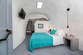 1812 Caves 'n Mansion