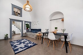 1812 Caves 'n Mansion