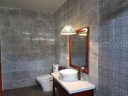 Sea Village Homestay