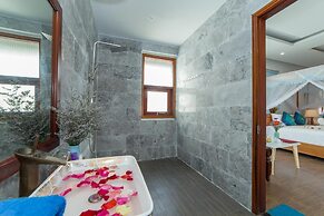 Sea Village Homestay