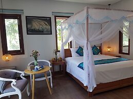 Sea Village Homestay