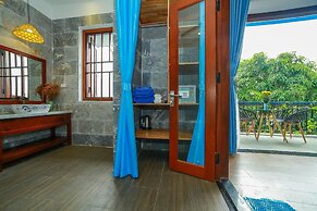 Sea Village Homestay