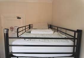 Manly Bunkhouse - Hostel