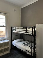 Manly Bunkhouse - Hostel