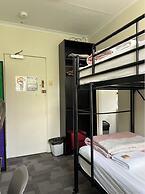 Manly Bunkhouse - Hostel