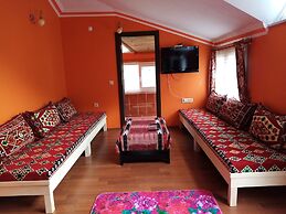 Zisto Apart Hotel & Bungalow