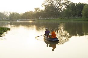 Nantra Chiangmai Riverfront Hotel