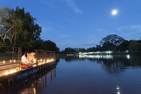 Nantra Chiangmai Riverfront Hotel