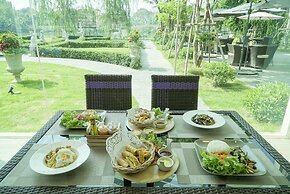 Nantra Chiangmai Riverfront Hotel