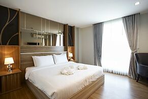 Nantra Chiangmai Riverfront Hotel