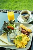Nantra Chiangmai Riverfront Hotel