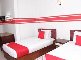 Super OYO 1173 Mandyrin Hotel