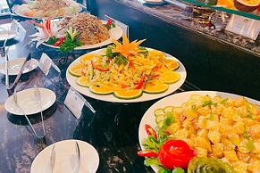 Verdure Lotus Luxury Cruise on Lan Ha Bay