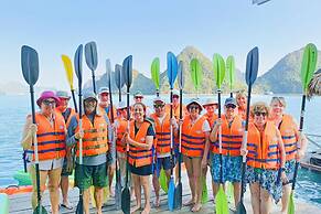 Verdure Lotus Luxury Cruise on Lan Ha Bay