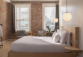 The Jesse Hotel & Bar