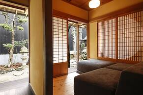 Yamasaki Ryokan Q Nakamonzenya