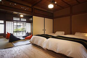 Yamasaki Ryokan Q Nakamonzenya