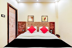 Hotel Frontier Royal