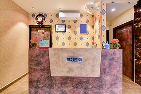 Hotel Frontier Royal