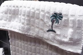 The Royal Palm Bed & Breakfast