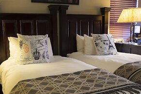 The Royal Palm Bed & Breakfast