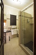 The Royal Palm Bed & Breakfast