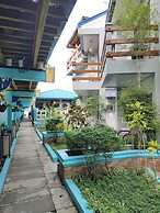 Ferellee Beachfront Inn